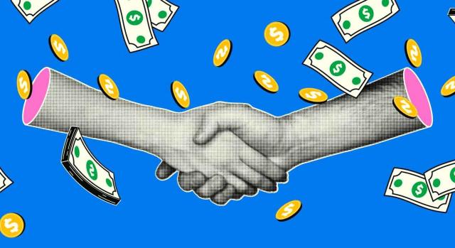 ATS: Tributación en el IRPF de la transmisión por los socios que no participaron en la ampliación de capital por compensación de créditos sin prima de emisión Tributación en el IRPF de la transmisión por los socios que no participaron en la ampliación de capital por compensación de créditos sin prima de emisión en favor de los socios que suscribieron dicha ampliación mediante la aportación de los créditos. Imagen de unas manos entrelazandose con billetes y monedas a su alrededor