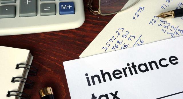 El Impuesto sobre Sucesiones y Donaciones: un rompecabezas de dumping fiscal autonómico El Impuesto sobre Sucesiones y Donaciones: un rompecabezas de dumping fiscal autonómico