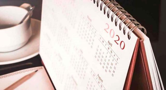 Calendario de sobremesa del año 2020