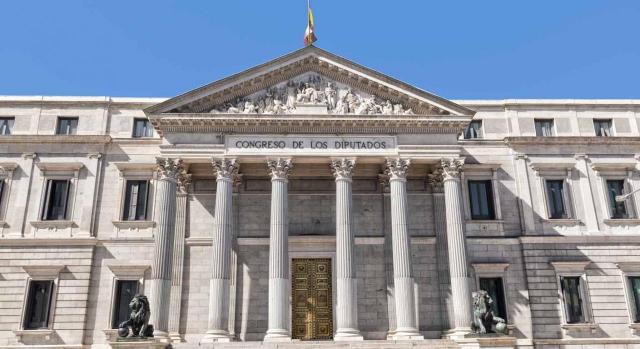 Pendiente de publicación el en BOE: Ley de prevención y lucha contra el fraude fiscal. Imagen del Congreso de los Diputados en Madrid