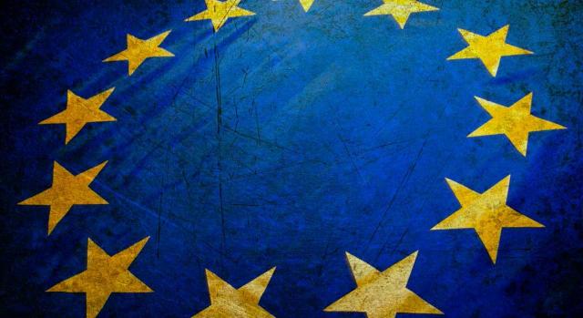 Nueva denuncia de la Comisión al Reino de España Nueva denuncia de la Comisión al Reino de España. Imagen de bandera europea