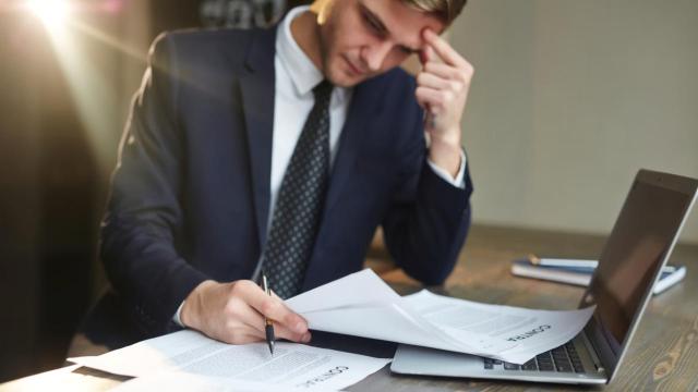 Los efectos de la suspensión de las sanciones objeto de derivación de responsabilidad no se extienden a los restantes responsables que no hayan recurrido individualmente la sanción Los efectos de la suspensión de las sanciones objeto de derivación de responsabilidad no se extienden a los restantes responsables que no hayan recurrido individualmente la sanción