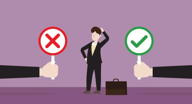 Los fondos de pensiones no residentes deben acreditar el cumplimiento de los requisitos de la exención del IS retenido sobre los dividendos No se opone a la libre circulación de capitales exigir a los fondos de pensiones no residentes que acrediten el cumplimiento de los requisitos de la exención del IS retenido sobre los dividendos mediante declaración de las autoridades de supervisión. Imagen de un dibujo de un hombre en el que se ve que tiene que elegir algo correcto o incorrecto