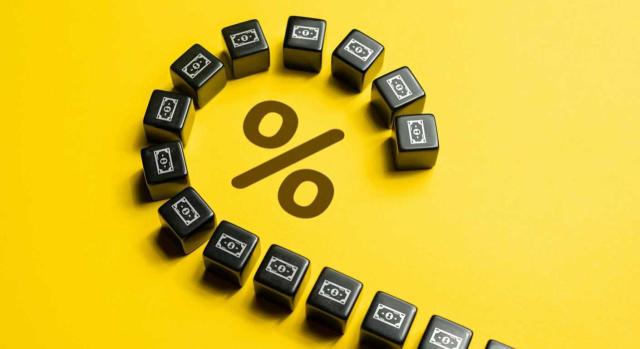 Tipo15% IS: socios de nueva entidad desarrollaron la misma actividad previamente Los socios de una entidad de nueva creación que desarrollaron previamente la misma actividad habiendo aplicado el tipo reducido del 15% del IS, pretenden aplicarlo de nuevo. Imagen del símbolo del porcentaje rodeado de cubos negros
